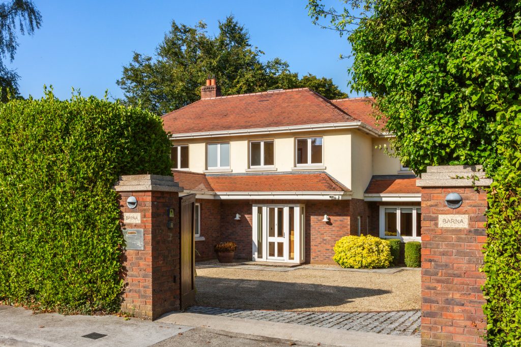 Barna, Hainault Road, Foxrock, Dublin 18